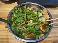 -柳州肥姨妈大骨螺蛳粉(东靖路店)