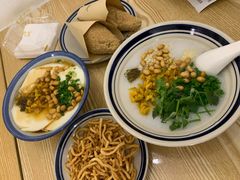-正南齐北·老街糯米团(洪崖洞店)