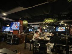 -麦凯伦烧烤·精酿超级工厂店(金桥总店)