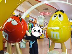 -m豆巧克力世界(上海世茂广场店)