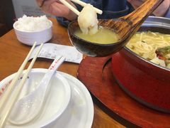 -周鱼小馆石锅酸菜鱼(活力汇店)