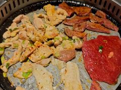 -阪尚皇·原切牛排·烤肉火锅自助(北京路店)