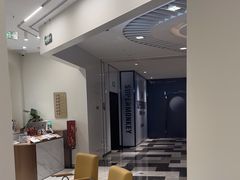 -HIMO海马体照相馆(上海华润CP静安店)