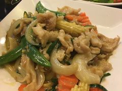 -J Daeng Seafood