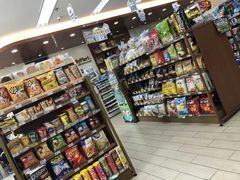 -全家便利店(兴贤路店)