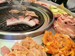 -哈哈碳都·牛肋条无限自助烤肉(宝龙店)