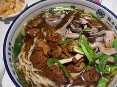 -镇南锅盖面馆(解放路店)