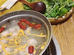 -吃饭皇帝大土家民族菜(正大广场店)