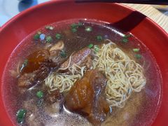 -滋味满屋美食坊(上海街店)