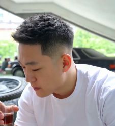 -豪帅男士理容馆