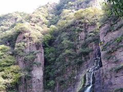-龙潭大峡谷