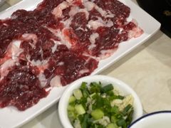 吊龙-养牛邓·潮汕牛肉海鲜自助火锅(广州店)