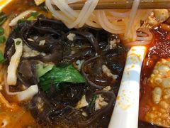-丽丽三鲜螺蛳粉(田林路店)