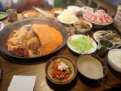 -萍姐火锅·公路夜市(武汉首店)