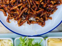 薄脆京酱肉丝-小吊梨汤·北京菜(香山店)