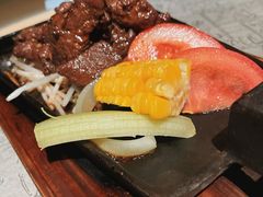 -穹六人间 people 6(岳阳路店)