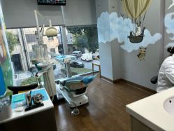 -睿宝儿科·眼科·口腔(静安大悦城门诊部)