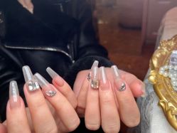 -RL Nail·瑞丽美甲美睫品牌原创店
