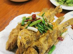 -胡子饮食店