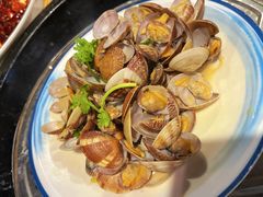 -巧克力渔家.小船海鲜胶东菜(万平口店)