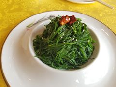 炝拌草原沙葱-德乐海蒙餐