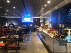 -筠咖啡西餐厅(上海国展宝龙丽筠酒店)