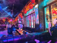 -喜鹊音乐酒馆(西街店)
