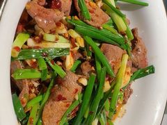-费大厨辣椒炒肉(高铁吾悦广场店)
