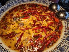 -桂二老坛酸菜鱼(三街两巷店)