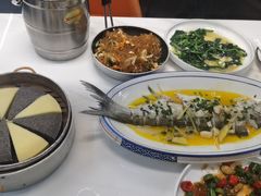 -太湖人家·喝土鸡汤·品太湖三白(动物园店)