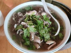 -大众跷脚牛肉馆·非遗传承单位(峨眉山店)