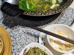 -嘎洒汤锅·花腰傣美食