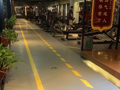 -银吉姆健身(平江万达馆)