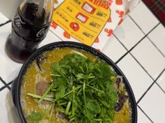 -肥汁米蘭香港米线(长宁来福士店)