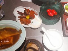 手打年糕烧黄鱼-淮扬府·游园京梦(欢乐汇店)