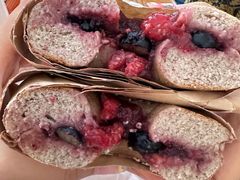 莓莓姐妹-Catch Bagel(芳草地店)