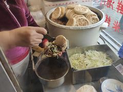 -烤鸭肉夹馍鸭汤店