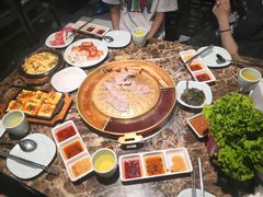 -猪啊牛呀羊啊铜盘烤肉(正大广场店)