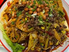 -乡土黄·鲜牛肉火锅·小龙虾(兴业街店)