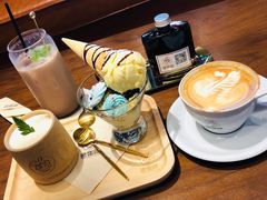 -ZING COFFEE 镜咖啡