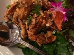 -Chom Cafe and Restaurant