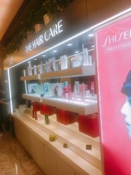 -AKOZO Beauty Salon