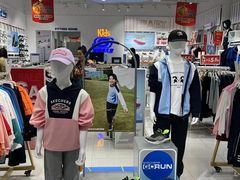 -王府井奥莱临潼小镇(临潼店)
