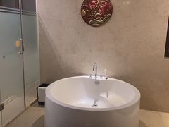 -三亚亚龙湾五号度假别墅酒店