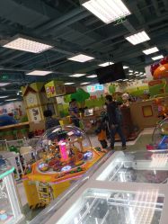 -莫莉幻想儿童乐园(青岛金茂湾店)