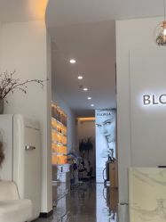 -柒朵科技美肤中心