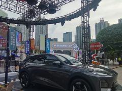 -观音桥步行街