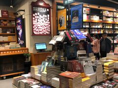 -西西弗书店&矢量咖啡(凯德晶萃广场店)