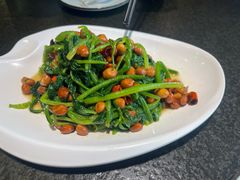 -靠山屯东北农家菜(八龙桥雅苑店)