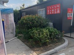 -诸城服务区-停车场